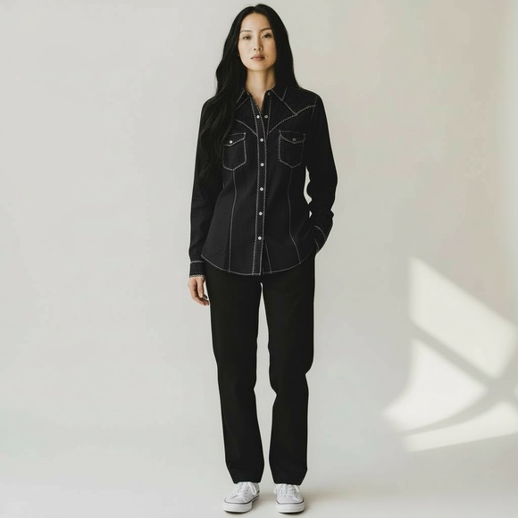 VTG Ryan Michael Western Long Sleeve Pearl Snap Button Woman SZ S Silk Blend - Picture 2 of 16